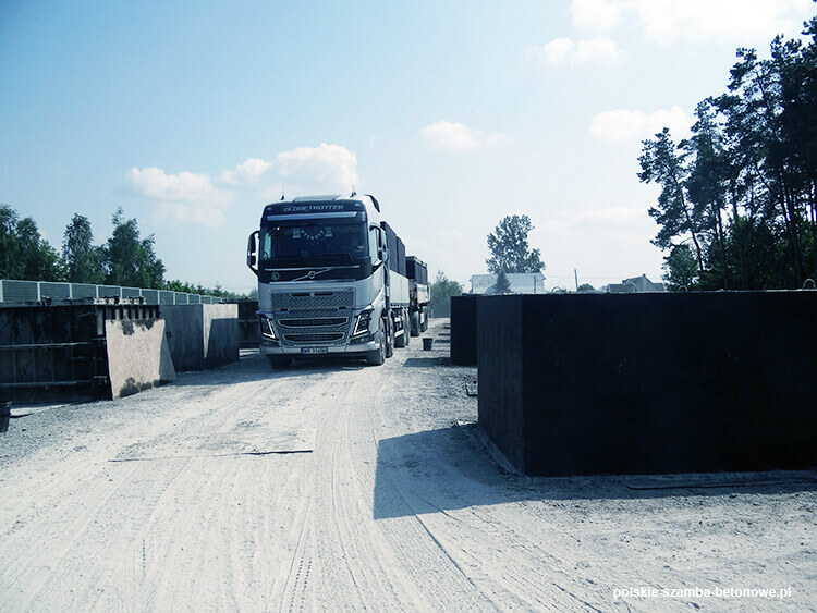 Transport szamb betonowych  w Białobrzegach